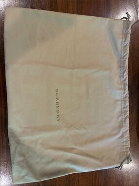 Burberry Beige Drawstring Dust Pouch for Toiletry Bags